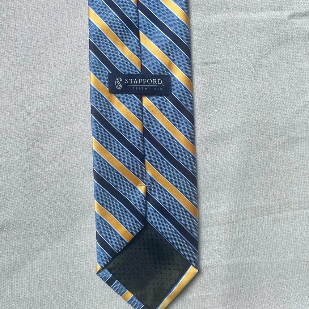 Stafford Essentials Polyester Tie